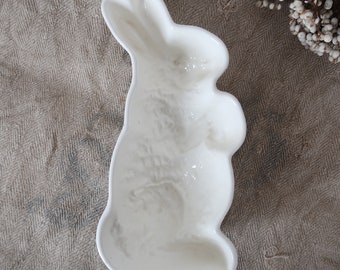 Antique easter bunny cake pan Large ironstone baking Mold Farmhouse Easter Decor