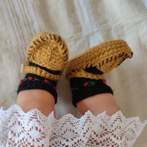 Crochet baby sleepers Serbian opanke Slippers Yugoslavia Balkan Opanke Serbian shoes Serbian baby shower gift Orthodox baby christening