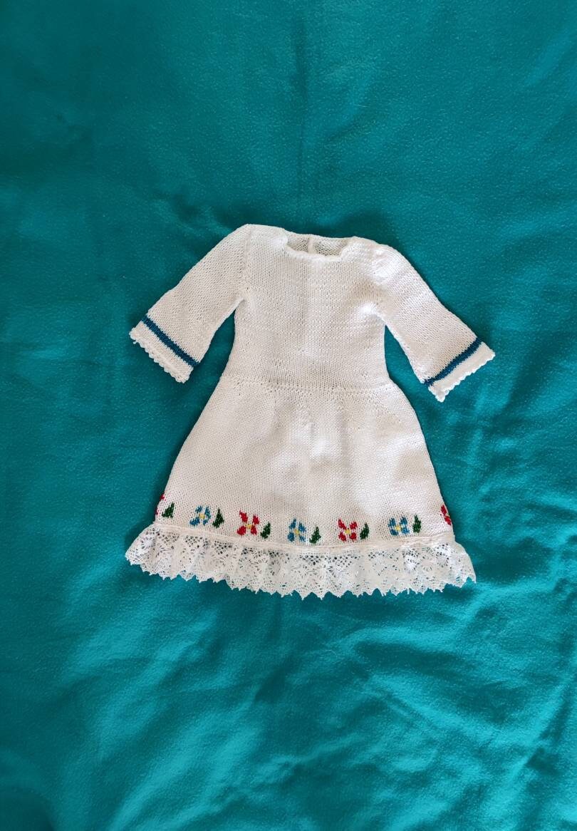 Serbisches Baby Mädchen Kleid gehäkelte Baumwolle Baby weißes Kleid Tracht