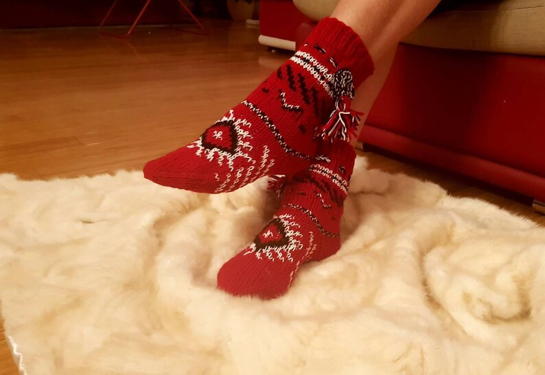 Serbia socks Crochet red socks Mother's day gift Serbian gift Wool socks Retro socks Balkan clothes Vantage Traditional Serbian socks image 5