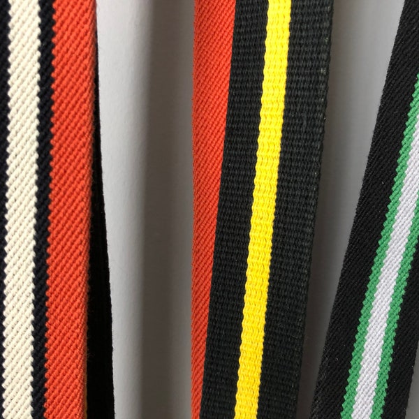 Crossbody color straps