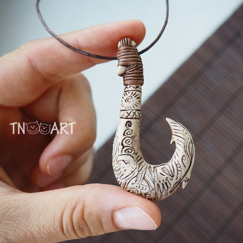 Maui Necklace / Maui fish hook Pendant Moana Disney / Etsy