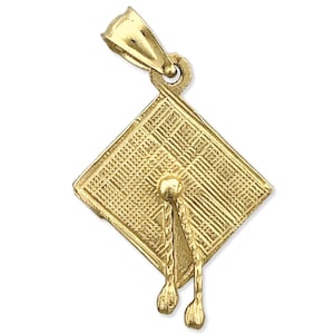 14K Gold 3D Graduation Cap with Tassel Charm