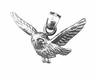 Rhodium Plated 925 Sterling Silver Flying Owl Pendant
