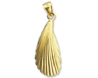 14K Gold Mussel Shell Mollusc Pendant