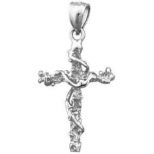 Dije en forma de cruz con banda en plata de ley 925 bañada en rodio en forma de pepita en 3D