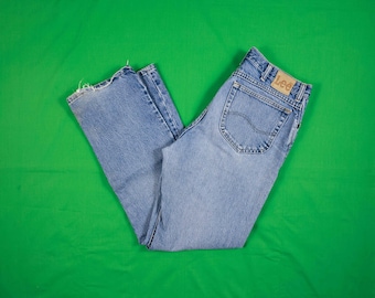 Vintage 80s/90s Lee Jeans MR Blue Denim 32x31 Repairs Made in USA Straight Leg 501