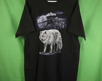 Vintage 90s Wolf T-Shirt Large Fruit of the Loom Best Made in USA Single Stitch Black Howl Moon Where Legends Roam