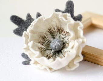 Statement wife gift Flower brooches Poppy brooches White flower pin Red poppy pin White brooch Red pin Purple flower jewelry Scarf brooch
