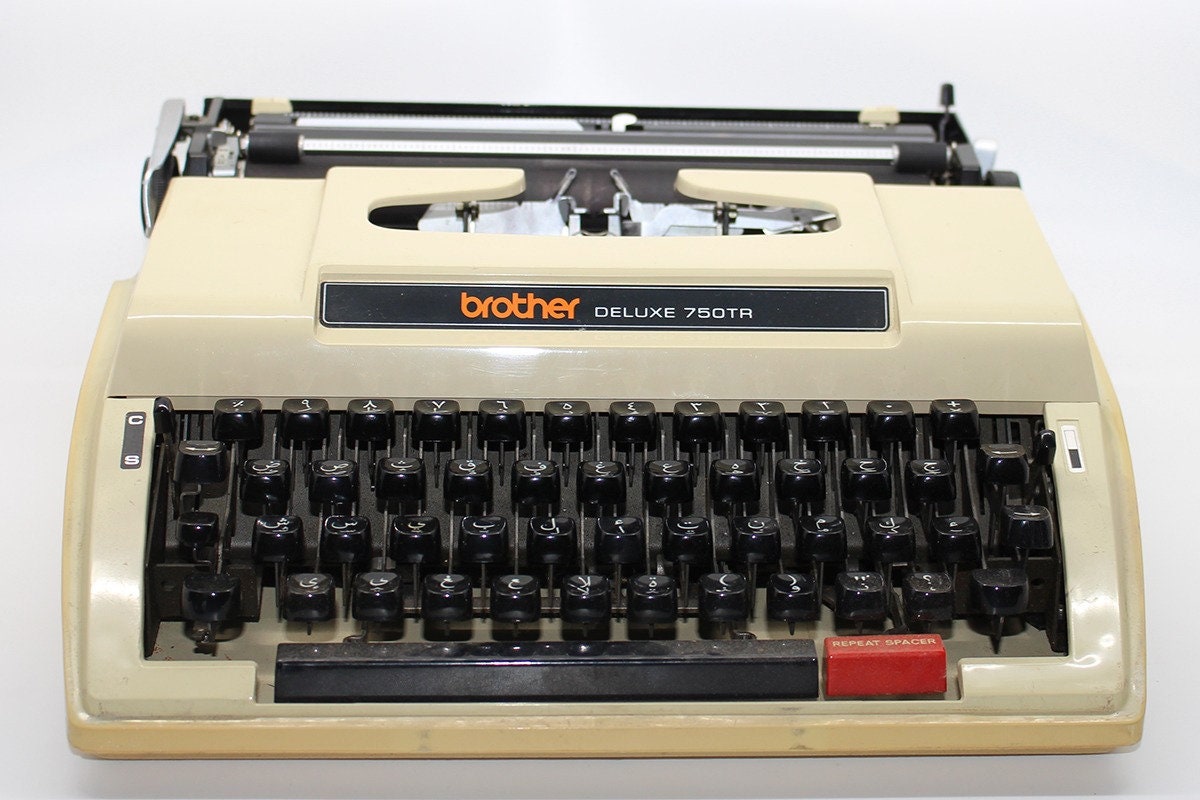 Vintage Arabic Typewriter Brother Deluxe 750 Tr Made In Japan Etsy