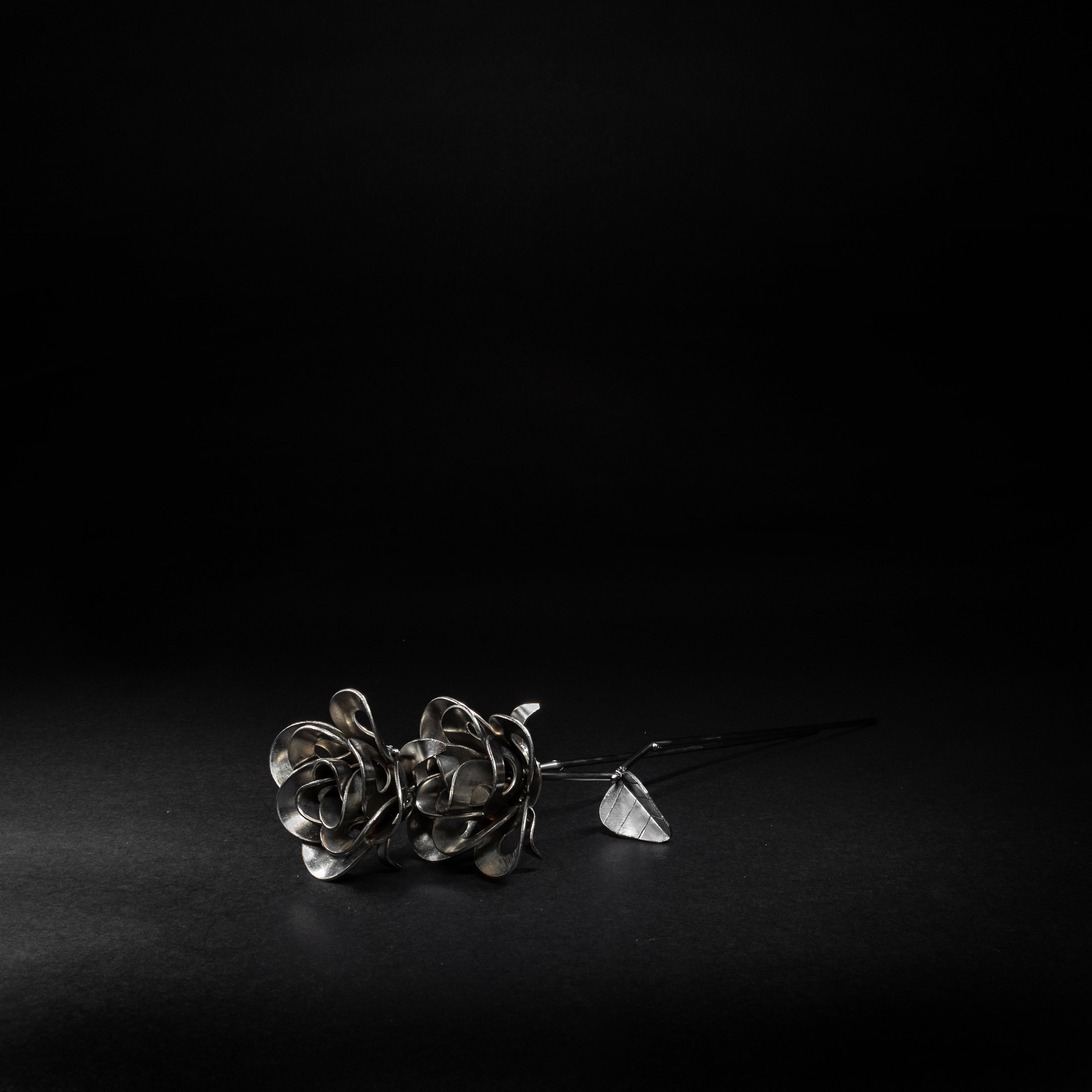Two Metal Roses Recycled Metal Rose Pair Metal Rose - Etsy