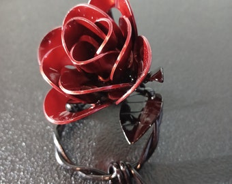 Red and Black Barbed Wire Stem Immortal Rose, Recycled Metal Rose, Steel Rose Sculpture, Welded Rose Art, Unique Gift for Valentine's Day.