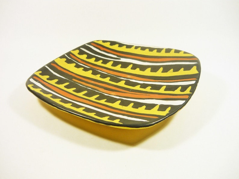 1950/'S ART POTTERY ! Black /& Yellow Striped Retro Wall Plate 9 Gorka Livia