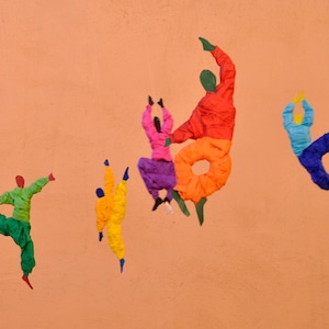 Baile Aereo Decorative mobile, Suspension. Hanging sculpture Silk paper. Colours image 2