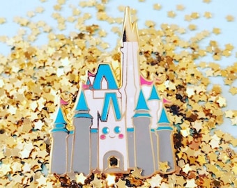 Kawaii Fairytale Cinderella Castle Enamel Pin | Disney pins | Mickey pins | magic kingdom | Cinderella castle
