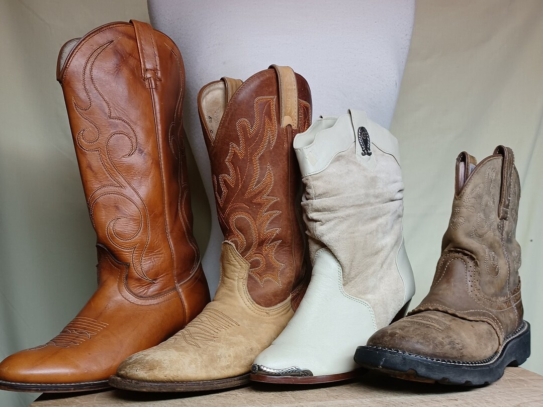 Vintage Lady's Size 8.5 Leather Cowboy Boots Chisholm, Ivory Boulet