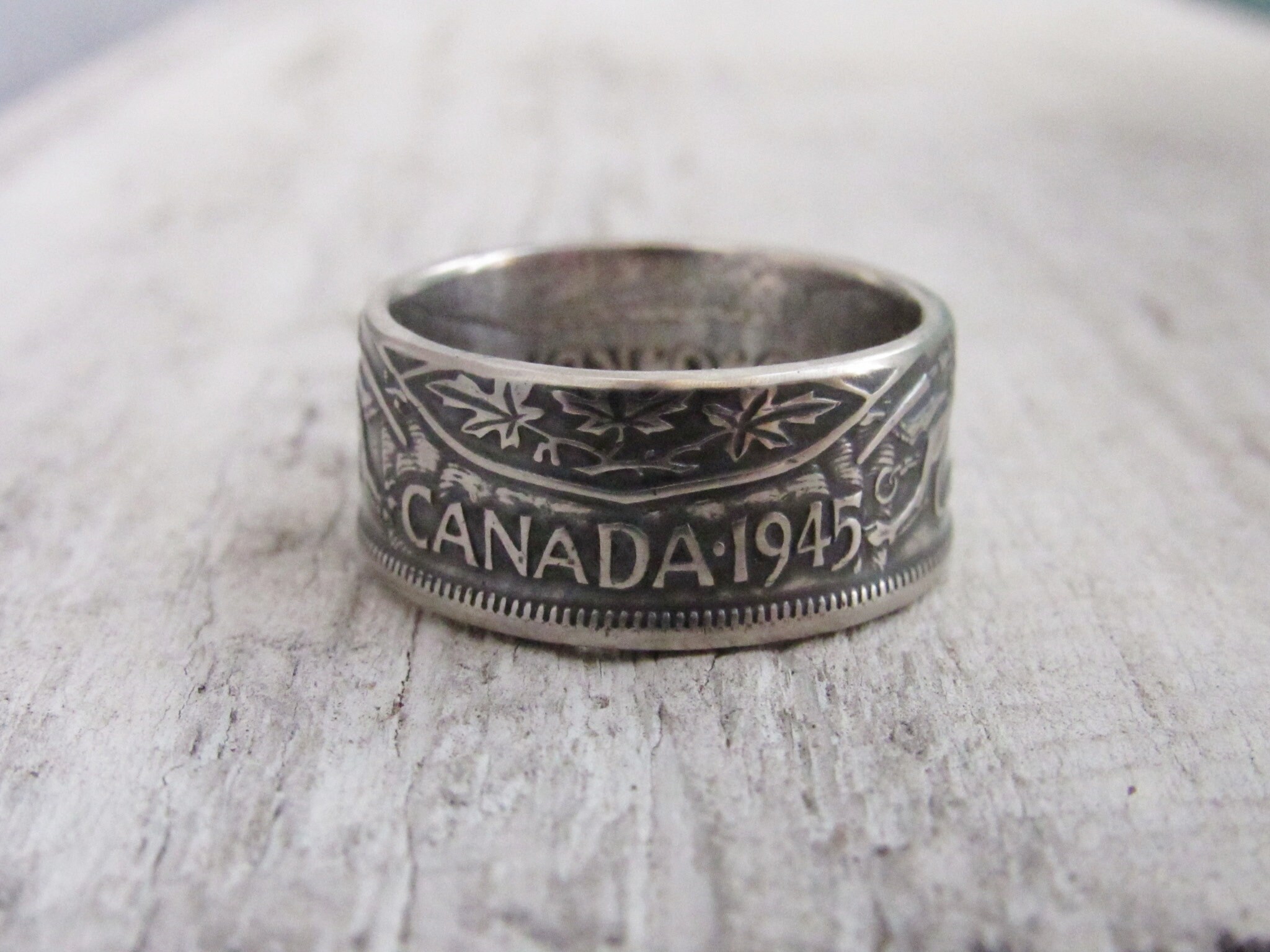 カナダのシルバーコインリング - カナダのシルバーコインリング - カナダのジュエリー - カナダのお土産 - カナダのコインから作られたリング - カナダの50セント