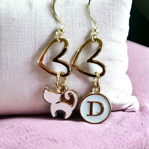 Pendientes de gato personalizados con iniciales. Regalos personalizados. Joyas para los amantes de los gatos. regalos para los amantes de los gatos. Pendientes de gato rosa, pendiente kawaii