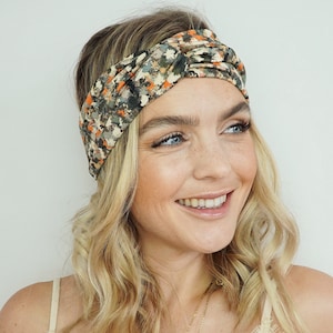 Haarband in khaki, Haarband, Haarband mit Muster, Headband, Haaraccessoire, Stirnband, Bandana, Muster, khaki