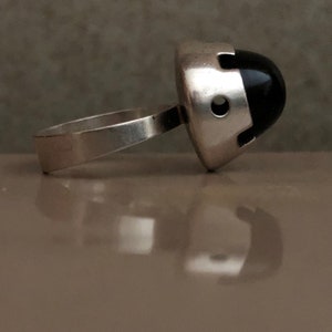Mid Century Finland Silver Ring//Scandinavian Modern Ring//Black Agate//Space Age Ring//Vintage Scandinavian Jewelry//Martti Viikinniemi