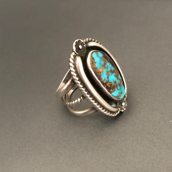 Vibrant Vintage Native American Navajo Turquoise Sterling Silver Ring Old Vibrant Vintage Native American Navajo Turquoise Sterling Silver Ring Old