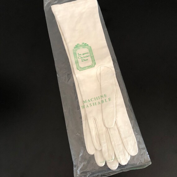 1950s NOS Christian Dior White Kid Gloves, Opera … - image 3