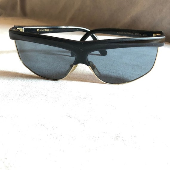 Vintage Courrèges Space Age Black Sunglasses Mode… - image 2