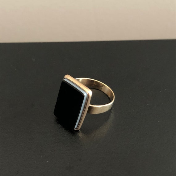 Victorian Rose Gold Banded Agate Ring/Antique Onyx