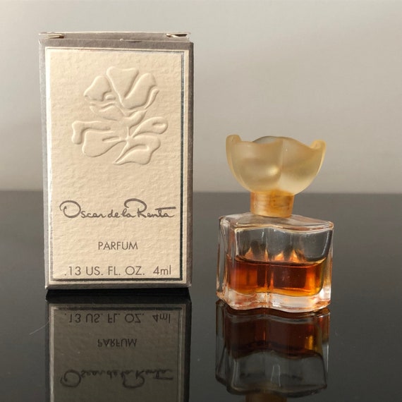 3 Vintage Miniature PerfumesElizabeth Taylor Passion Original BoxOscar de la Renta Original BoxJacomo ChicaneCollectible Mini Perfumes 3 Vintage Miniature PerfumesElizabeth Taylor Passion Original BoxOscar de la Renta Original BoxJacomo ChicaneCollectible Mini Perfumes