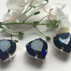 3 Swarovski #4400 Vintage Heart Sew ons 15.4x14mm in Bermuda blue CRAFT RARE Last few packs