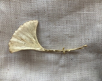 Gold plated brass Ginkgo biloba leaf brooch