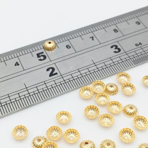 40 x 18K Gold Plated Bead Caps, Tiny 5mm Corrugated Gold Bead Caps (3337)