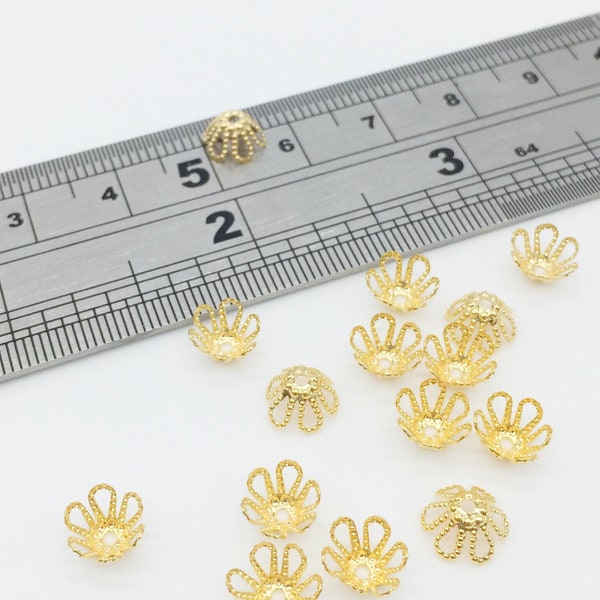 30 x 18K Gold Plated Bead Caps, Delicate Gold Filigree Flower Bead Caps (3340)