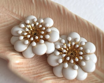 2 x Off White Enamel Large Brass Flower Beads Enamel Flower Cabochons Gold Flower Cabochons (0786)