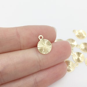8 x 18K Gold Textured Flat Round Dangle Charms Dainty Gold Plated Charms Minimalist Jewelry Supplies (0486)