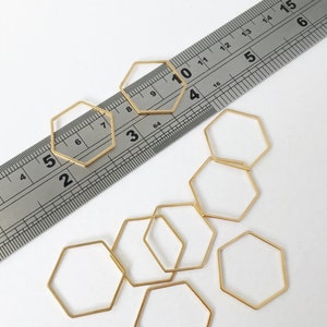 4 x Gold Hexagon Linking Rings, Gold Stainless Steel Hexagon Links, 23mm Closed Hexagon Connectors (1161)