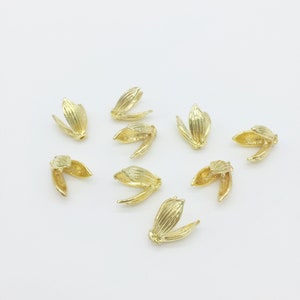 6 x Light Gold Flower Bud Beads Gold Bell Flower Bead Caps Gold Flower Embellishment DIY Headpiece and Tiara Making Supplies