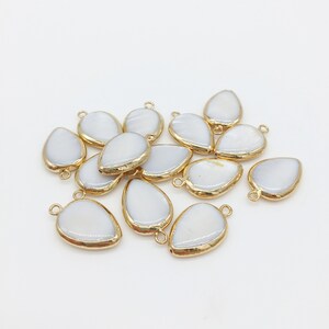 Gold Teardrop Shell Charms, Mother of Pearl Drop Pendants, Teardrop Necklace Pendant, Minimalist Gemstone Pendant (0538)