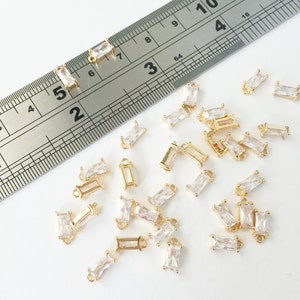 4 x Tiny Clear Faceted Glass Charms Baguette Cut Crystal Pendants Small Rectangular Glass Charms in Gold (1007)