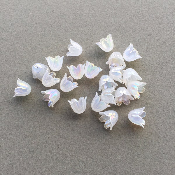 40 x AB White Bell Shaped Flower Beads Acrylic Semi-translucent Lucite Flower Bead Caps (3688)