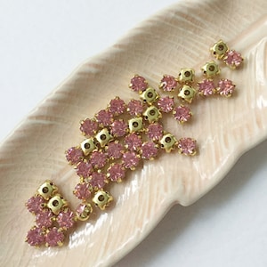 48 x 4mm or 5mm Light Pink Rhinestone in Gold, Gold Sew On Rhinestone, Round Sew On Glass Rhinestone, Pink Sew On Rhinestone, Pink Montees