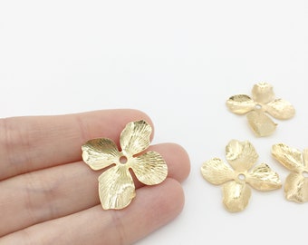 4 x Gold Plated Metal Flower Beads, 32x28mm Gold Flowers with Textured Petals