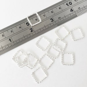 20 x Textured Bright Silver Square Connectors, Silver Square Linking Rings, 13mm Square Links (0810S)