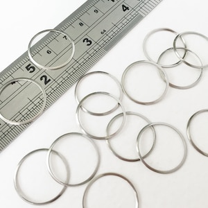 10 x 20 mm Edelstahl Runde Glieder, Silber Verbindungsringe, Kreis Verbinder, Ohrring Verbinder, 20 mm Edelstahl Creolen (0209)