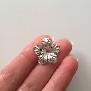 10 x Silver Plated Brass Flower Bead Caps, Brass Flower Bead Caps, Silver Flower Bead Caps