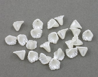 50 x Pearl Ivory Calla Lily Flower Beads, 11mm Pearlised Flower Charms for DIY Tiara Making Jewellery Making (3184)