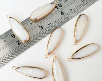 Gold Elongated Teardrop Shell Charms, Mother of Pearl Drop Pendants (0536)