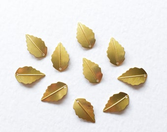 10 x Gold Brass Leaf Charms, Textured Brass Leaf Charms, Gold Leaf Pendants, Raw Brass Leaf Beads (0227)