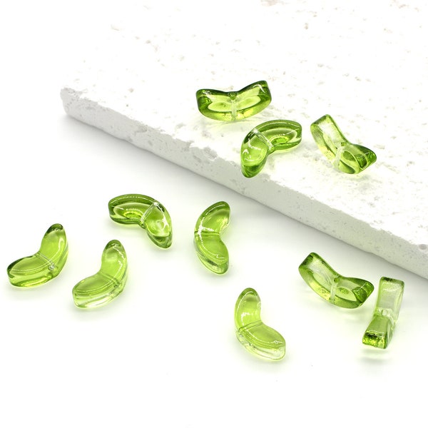 20 x Double Leaf Shaped Glass Beads, Small Leaf Shaped Charms for DIY Flower Earring Making (3839)