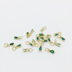 4 x Tiny 18K Gold Plated Emerald Green Teardrop Cubic Zirconia Charms with Jump Rings (0184)